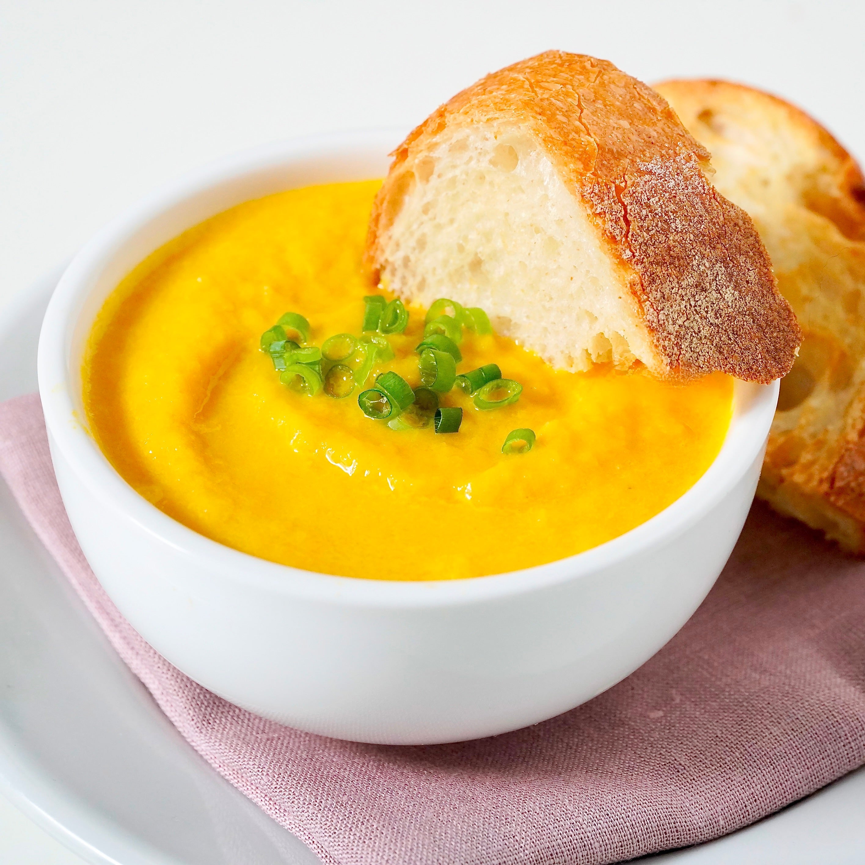 花粉の季節にこそ、にんじん&しょうがのなめらかポタージュ